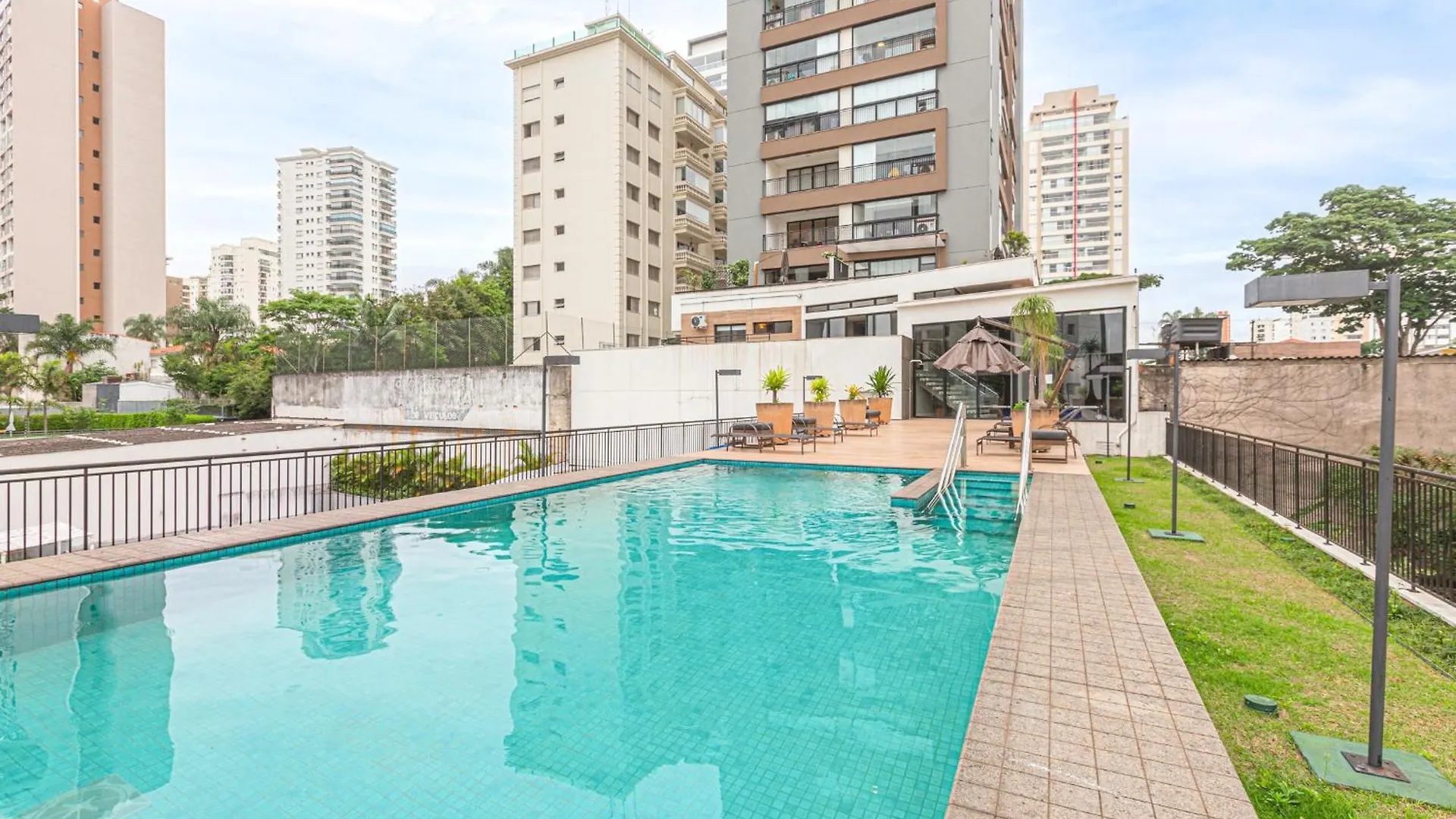 Easy Star - Studio Iluminado No Campo Belo - Uo01H Sao Paulo Brazil